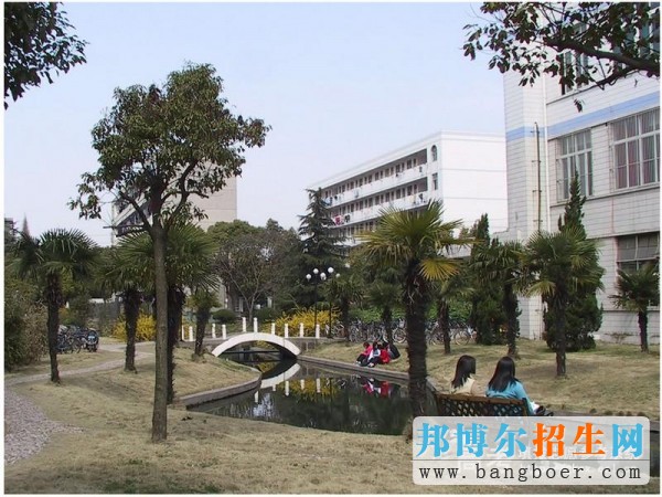 南通职业大学校园一角2475