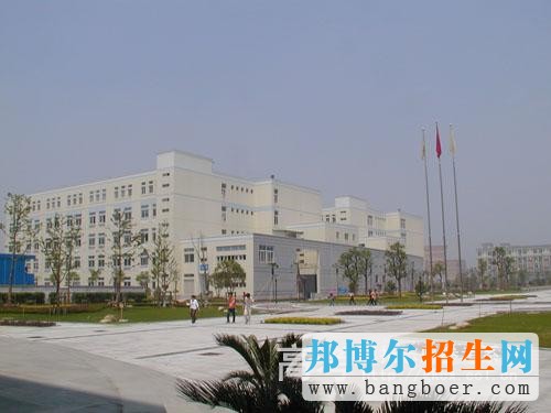 浙江医学高等专科学校校园一角3855