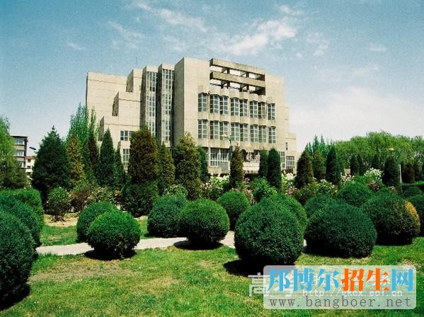 内蒙古科技大学包头师范学院校园一角3694