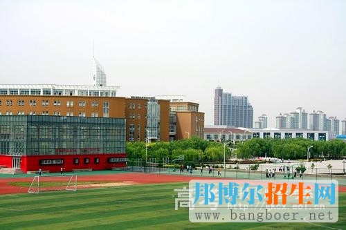 青岛理工大学琴岛学院体育场8337