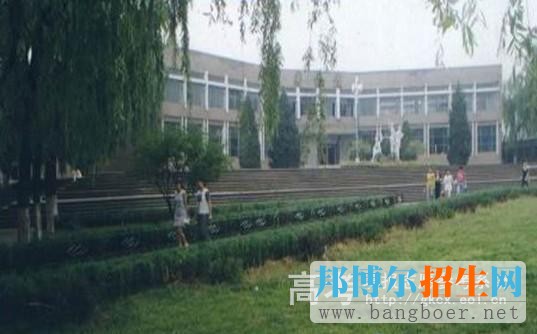 山西旅游职业学院校园一角2902