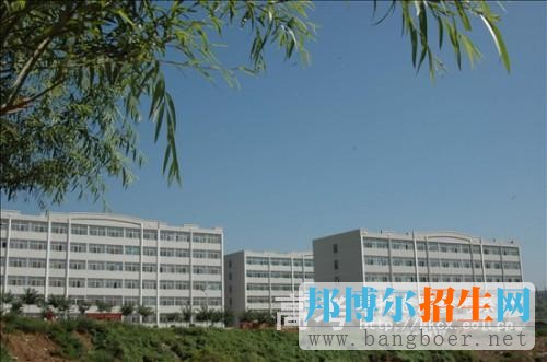 阳泉职业技术学院校园一角2851