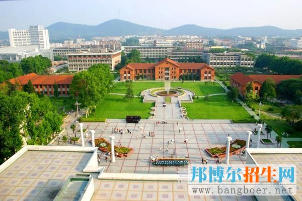 安徽理工大学校园一角4171