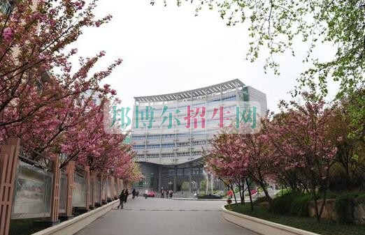 遵义医学院医学与科技学院