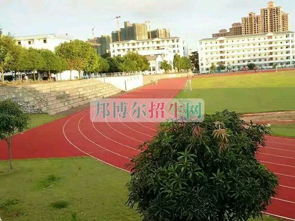 广西经济职业学院是几专