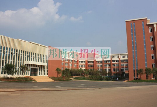 昆明医科大学