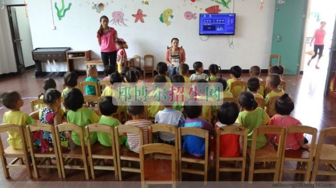 幼师专业哪个学校好