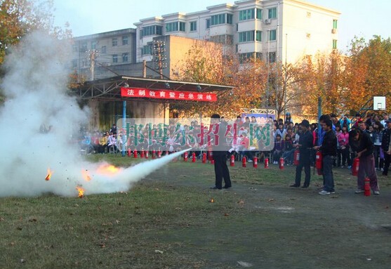 咸阳市卫生学校