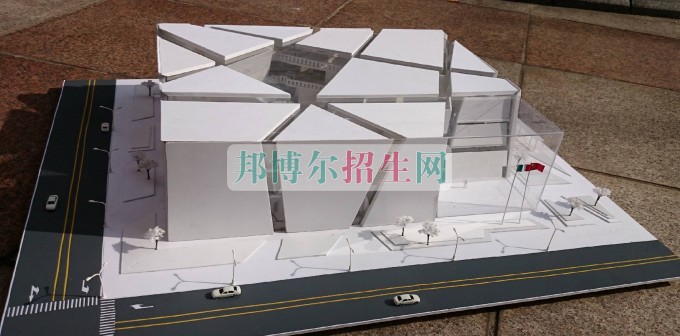 高中生可以读建筑工程管理吗