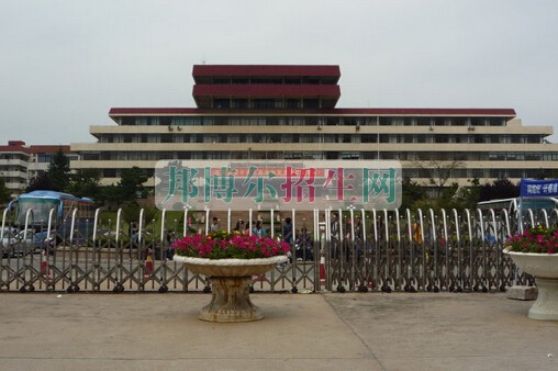 青岛大学医学院