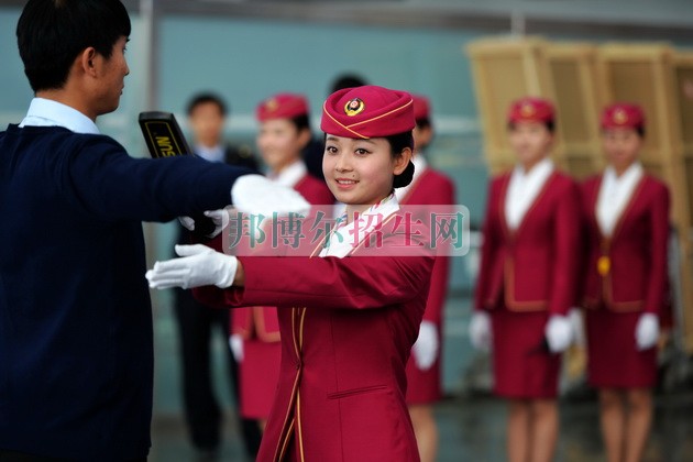 高铁乘务学校哪些好