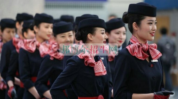 空乘怎么样报名