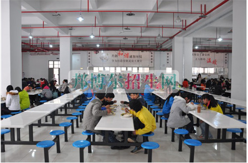 重庆市万州现代信息工程学校宿舍条件