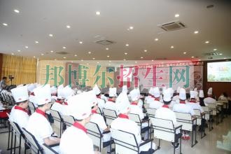 高中毕业学厨师好吗