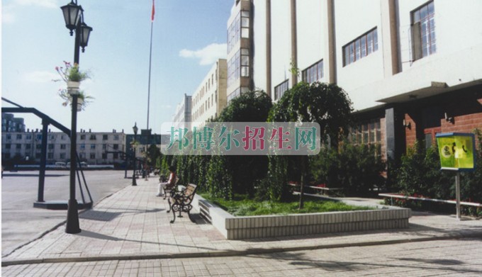 黑龙江粮食职业学院招生办联系电话