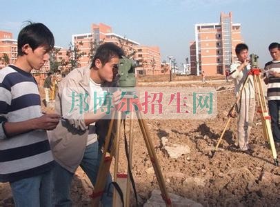 成都内比较好的建筑工程技术大专学校