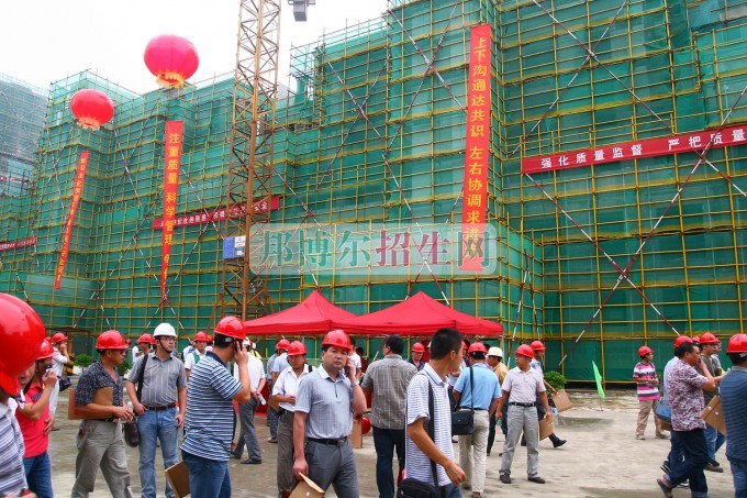 成都建筑工程管理学校怎么样