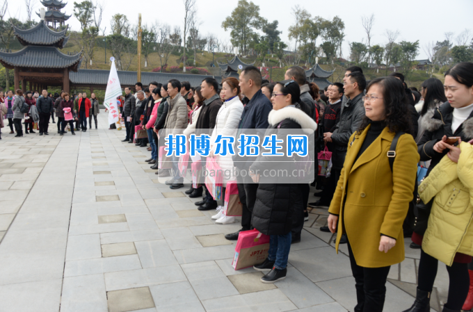 川南幼儿师范高等专科学校举行庆祝国际劳动妇女节活动