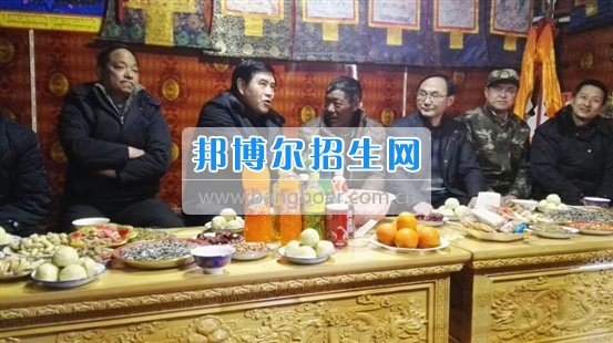 成都师范学院副校长李仲辉赴道孚县开展脱贫攻坚调研督导