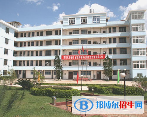 云南省玉溪卫生学校2018年报名条件、招生对象