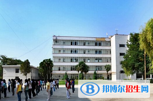 昭通卫生学校2018年报名条件、招生对象