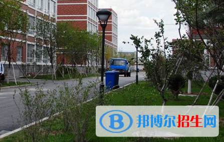 丽江市技工学校2018年报名条件、招生要求