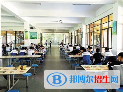 四川省冶金地质技工学校宿舍条件