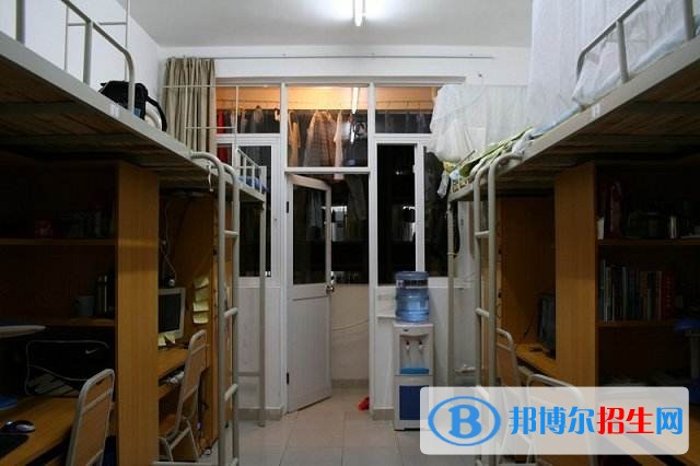 丹寨县中等职业技术学校宿舍条件