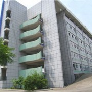 东兴区东方科技职业技术学校2021年宿舍条件