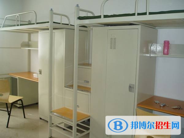 四川省安岳第一职业技术学校宿舍