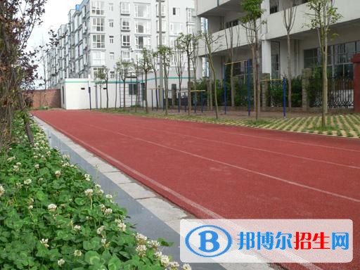 秦皇岛大东职业学校2018年报名条件、招生对象