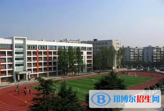 兰州铁路技师学院招生办联系电话