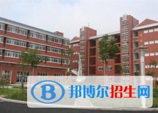 四川中专学校好还是高中好