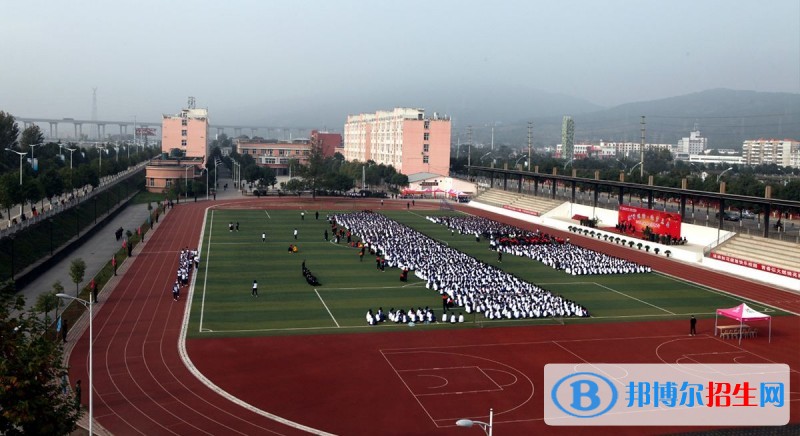 四川女生上什么中专学校比较好