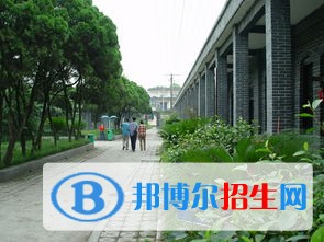 四川省大邑县安仁中学2022年报名条件、招生要求、招生对象