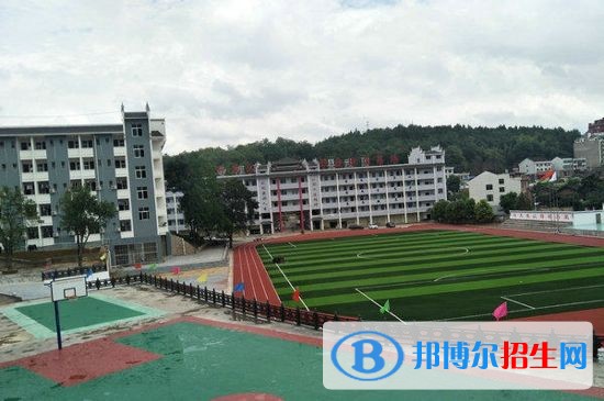 贵州中专学校属于什么学历