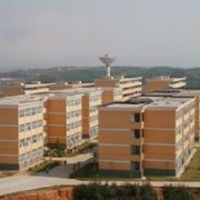平江县职业技术学校2021年宿舍条件