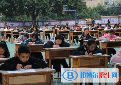 蓬安周口中学2022年招生简章