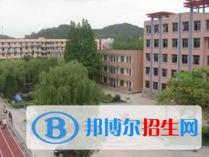 遂宁市职业技术学校五年制大专招生办电话