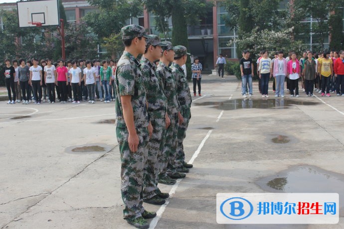 内江中专学校属于什么学历