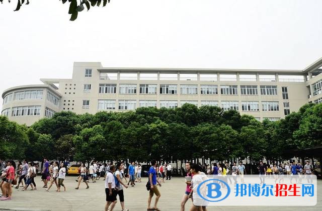 四川彭山第二中学2022年学费、收费多少