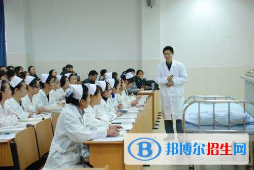 成都的五年制护理大专院校 成都高护3加2大专学校有哪些