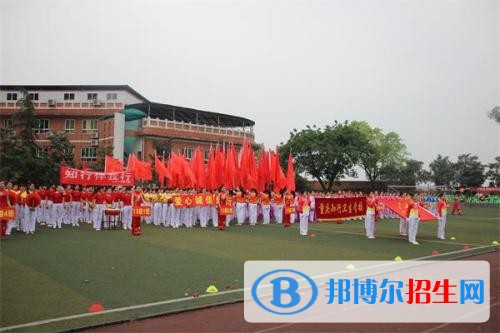 重庆读中专学校能考大学吗