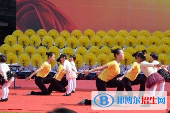 西安适合女生的中专学校专业