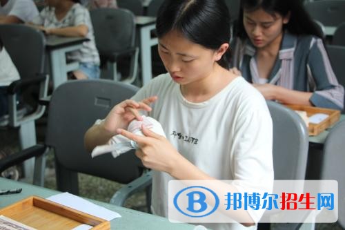 遂宁女生在中专学校学什么好