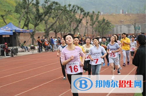 宝鸡中专学校算中专吗