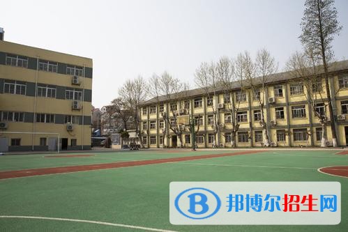 南京商业技工学校2019年报名条件、招生对象