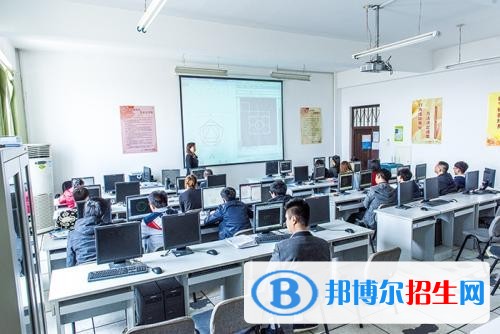 河北去读中专学校学什么对以后好一点