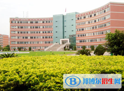 成都城市建设技工学校4