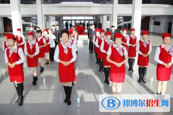 贵州铁路学校适合女生学吗